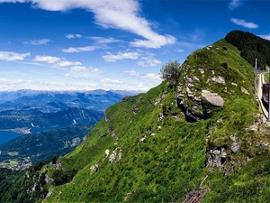 lake, Mountains, VEGETATION, clouds, Train, Valley