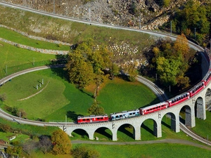 overpass, Train, Brusio, Kreis