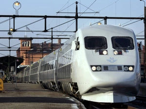 platform, Train, electric